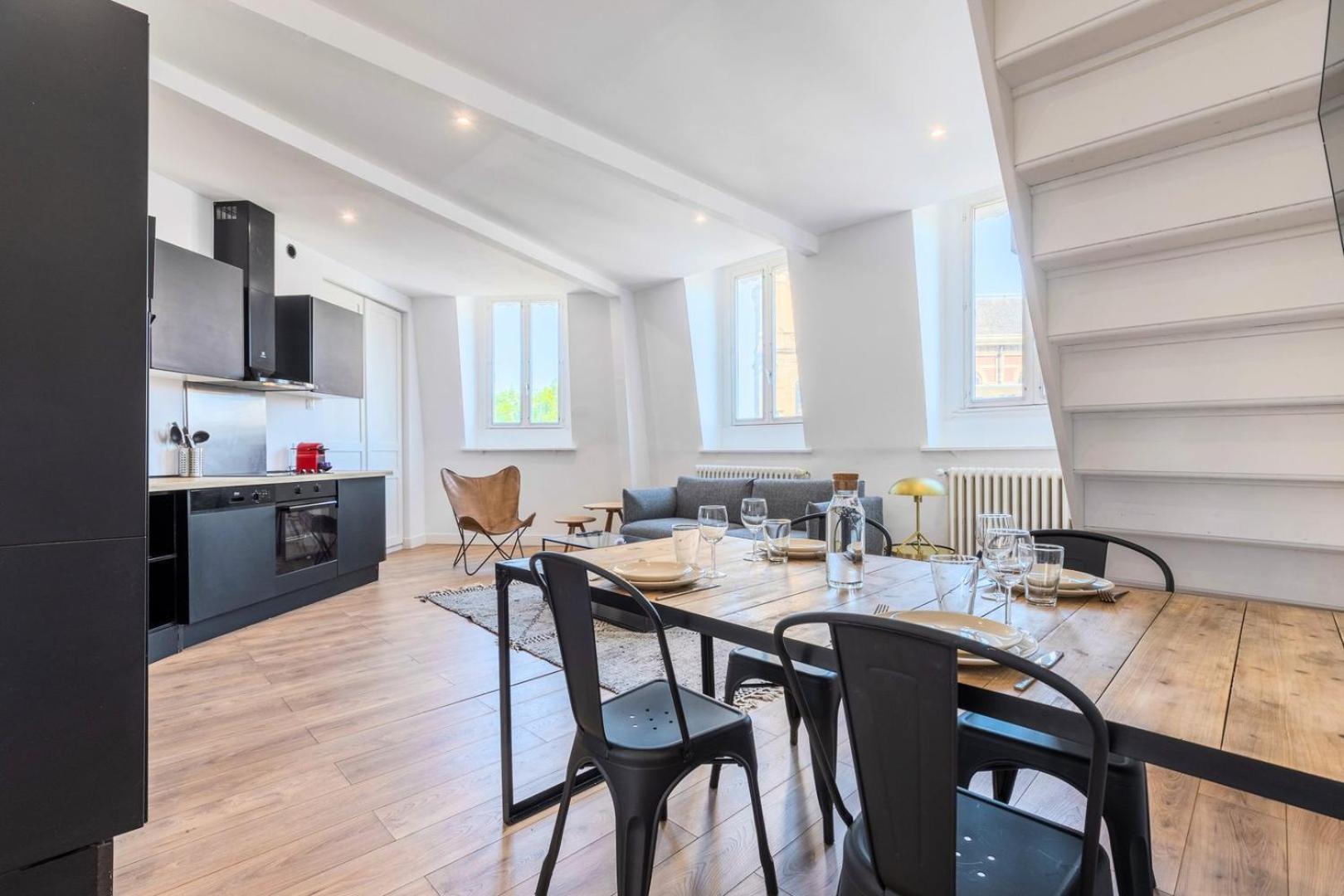 Duplex 2 Bedrooms 2 Bath Apartment Lille